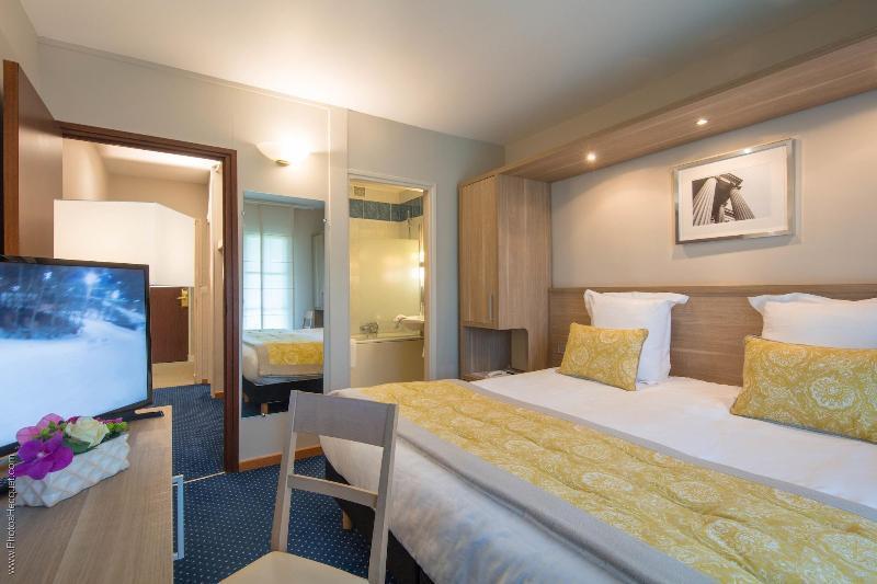 Logis Hotel & Restaurant - Lensotel Zewnętrze zdjęcie